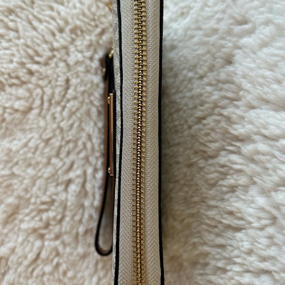 Michael Kors Zip Around Wristlet - Picture 3 of 5